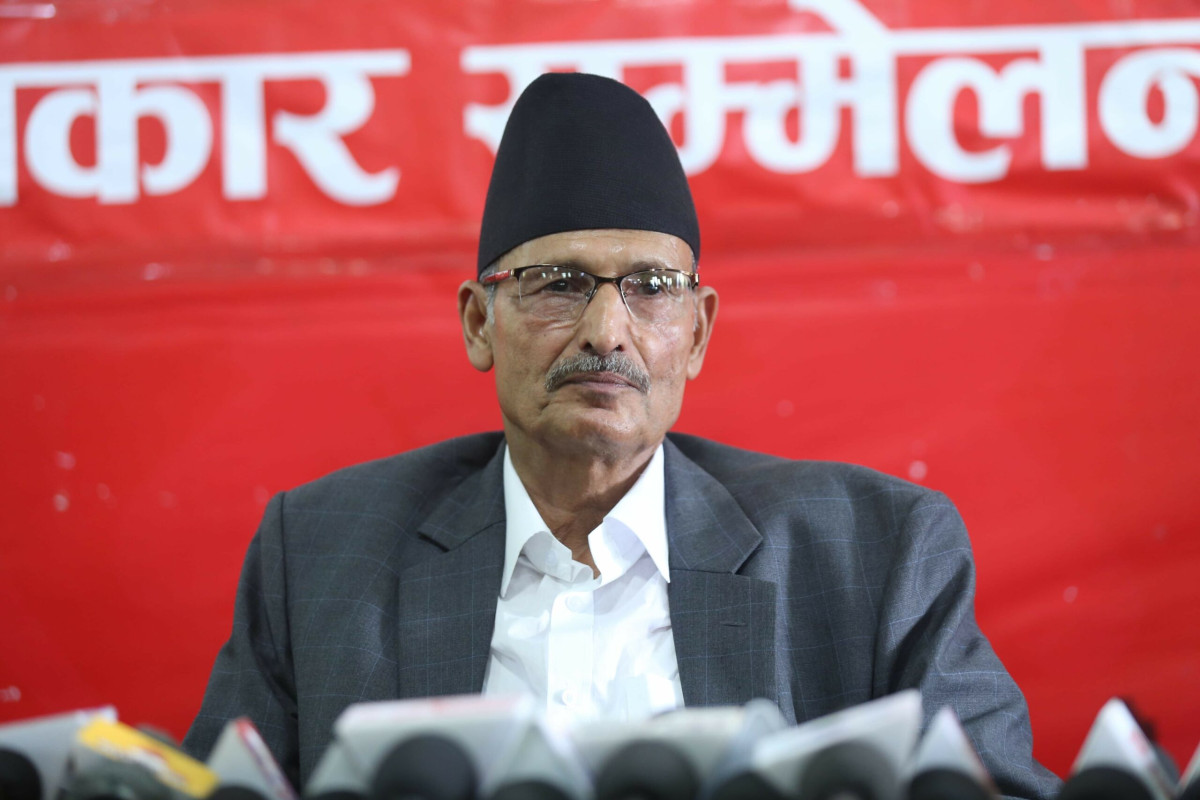 माओवादीद्वारा सरकारको आलोचना
