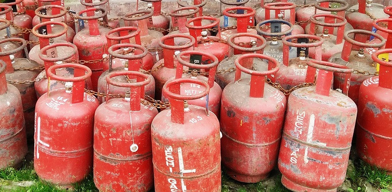 बजारमा अत्यावश्यक उपभाेग्य वस्तुकाे अभाव छैन, चाहिने जति मात्रै किनाैँ : विभाग