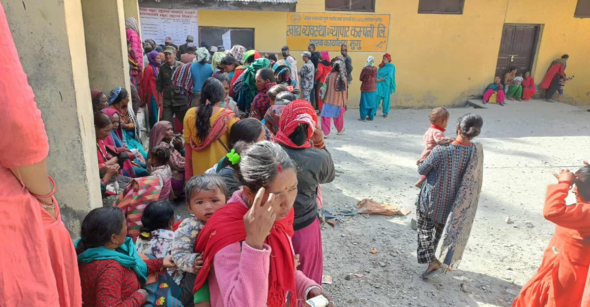 मुगुमा चाडपर्वलक्षित सहुलियत पसल सञ्चालन