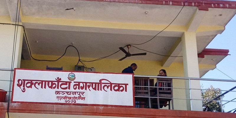 वन्यजन्तु नियन्त्रण गर्न स्वचालित बत्ती जडान