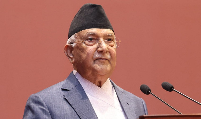 सैनिक ब्यारेकबाट निस्केपछि पूर्वप्रधानमन्त्री ओली भक्तपुरको गुण्डुमा
