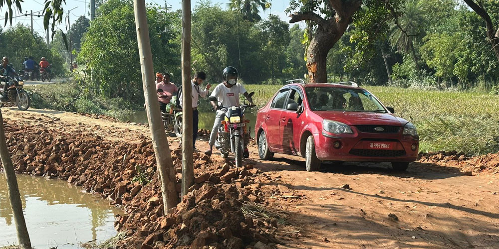 डाइभर्सन बनाएर हुलाकी राजमार्ग सुचारु
