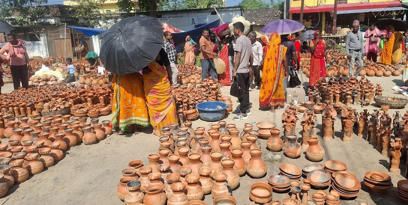 तराई मधेशमा छठको चहलपहल, मधेश प्रदेशमा ११ गते पनि सार्वजनिक बिदा
