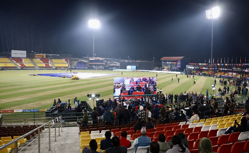 आजको सबै टिकट सकिएकाले त्रिवि क्रिकेट मैदान वरपर भीडभाड नगर्न प्रहरीको अनुरोध