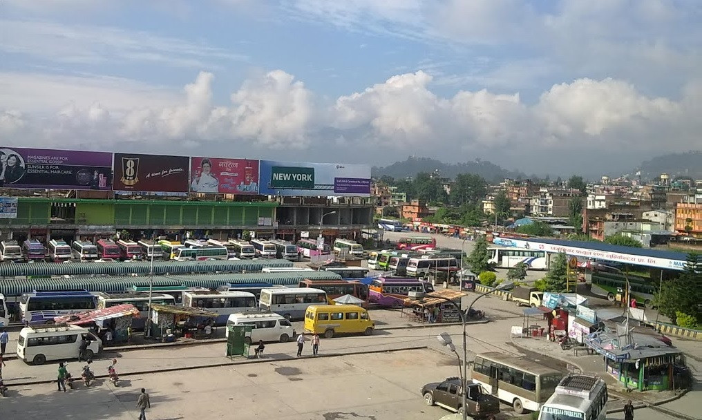 लामो दूरीका रात्रि तथा दिवा सेवाका गाडी बसपार्कबाट मात्रै छुट्ने