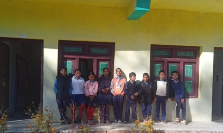 रिलामा भाइरल ज्वरोका बिरामी बढ्दै