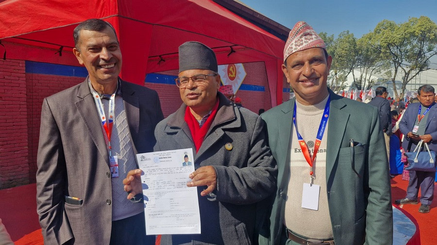 एमाले महाधिवेशनको दोस्रो दिन : उम्मेद्वारी फारम लैजाने क्रम जारी