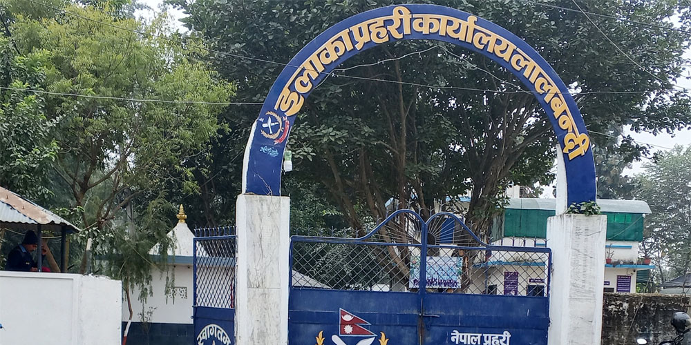 चोरीको गरगहना खरिद गर्ने व्यवसायीसहित चार जना पक्राउ
