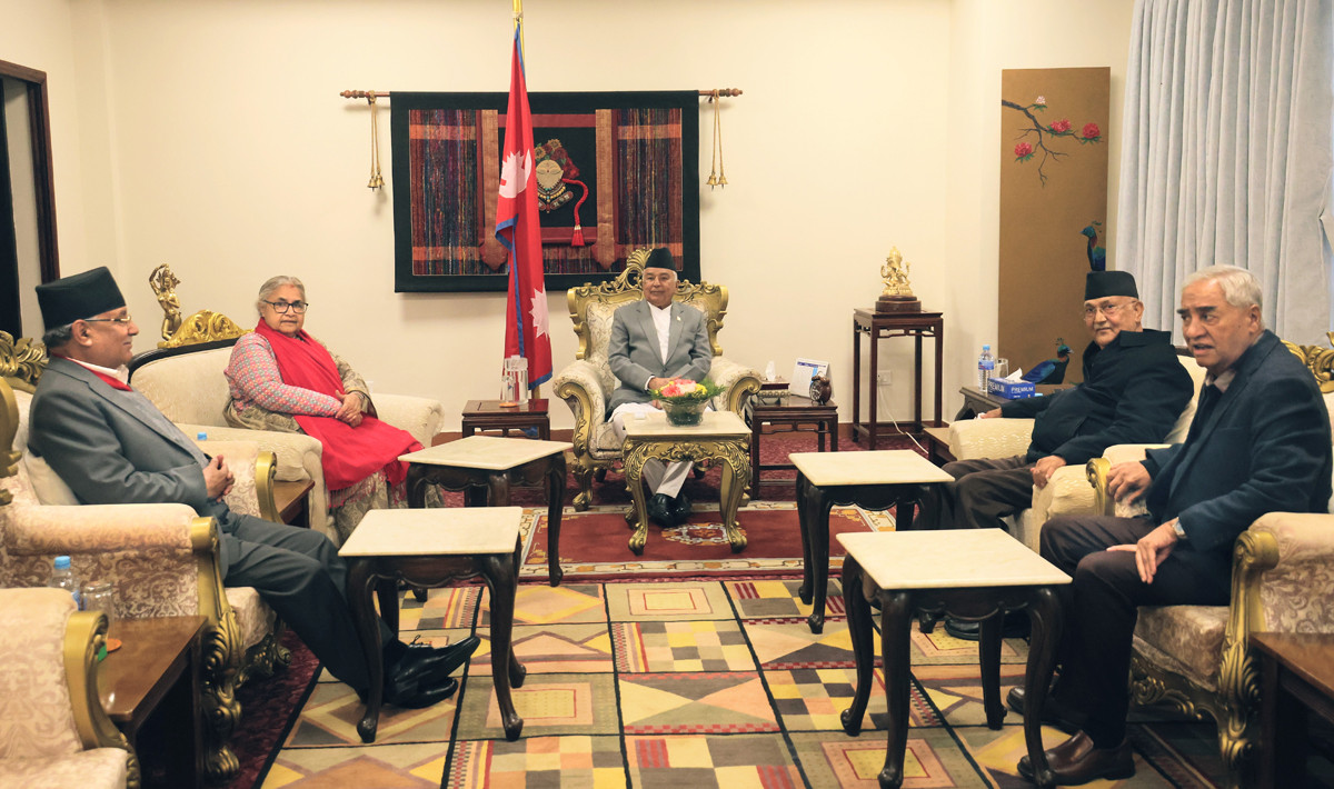 राष्ट्रपतिको पहलमा तीन शीर्ष नेता र प्रधानमन्त्री कार्कीबीच पहिलो पटक प्रत्यक्ष वार्ता