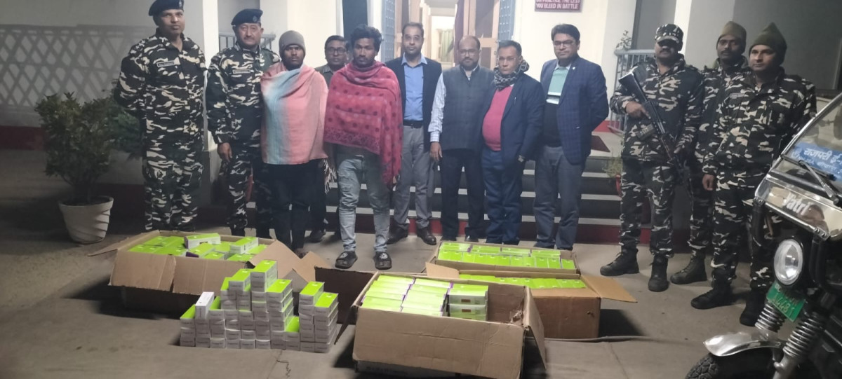 नेपालतर्फ ल्याउँदै गरेको डेढ लाख नशालु ट्याब्लेटसहित दुई जना पक्राउ