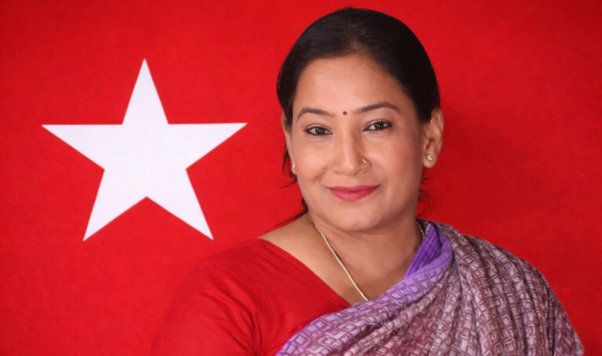 चितवनमा रेनुको चुनावी अभियान : नयाँलाई होइन, काम गरेर देखाइसकेकालाई रोजौँ