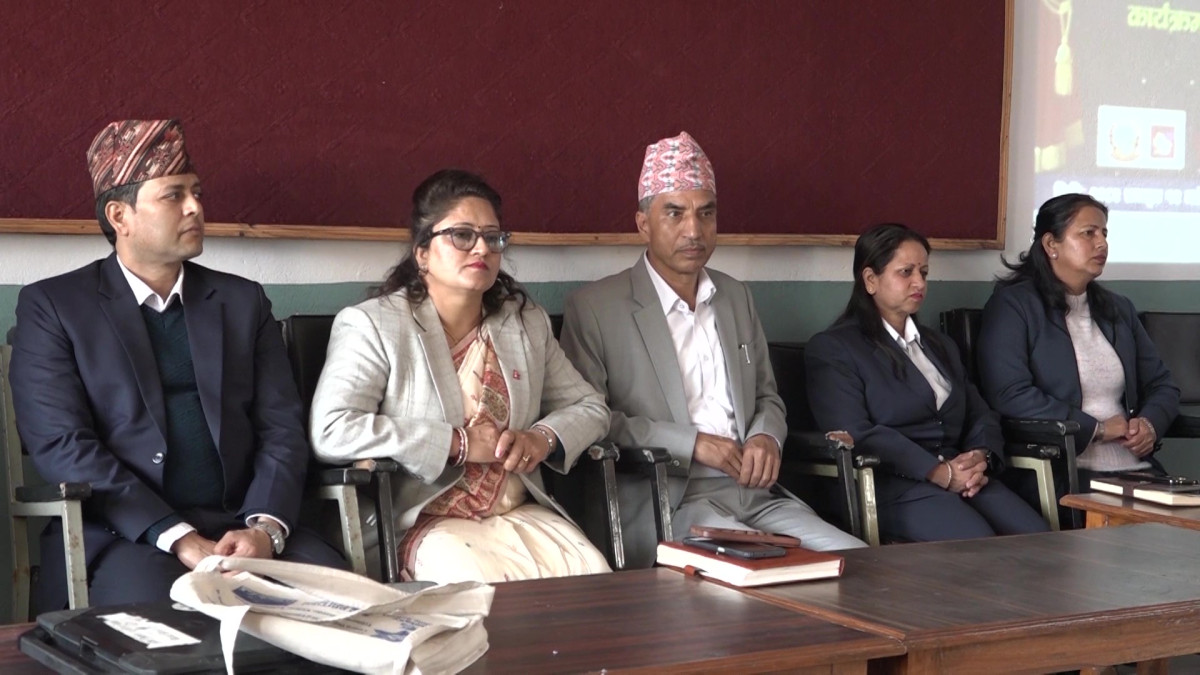 कास्कीका मतदान अधिकृतलाई अभिमुखीकरण तालिम सुरु