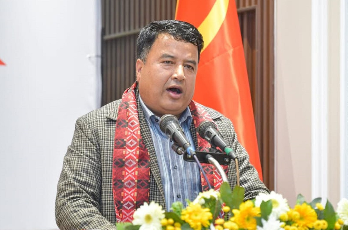 बालेन्द्रलाई महेश बस्नेतको बधाई, भने : जिम्मेवारी प्रमाणित गर्नुस्