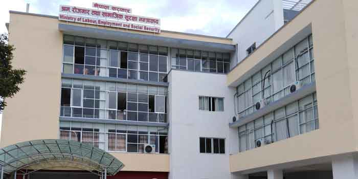 श्रमिकको लागि कार्यस्थलको अधिकतम तापक्रम निर्धारण मापदण्ड कार्यान्वयनमा