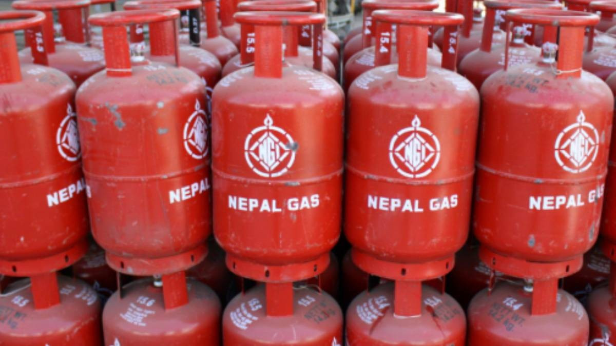 भक्तपुरमा ६० ग्यास सिलिन्डर जफत गरी सर्वसाधारणलाई वितरण