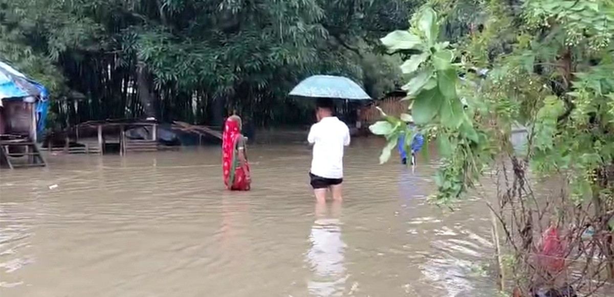 एक्लेखेतमा बाढी पस्दा १३ घर प्रभावित
